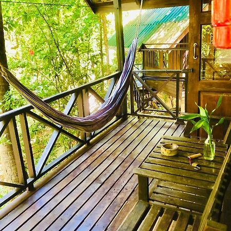 Отель Bambu Huts Баан Тай Экстерьер фото