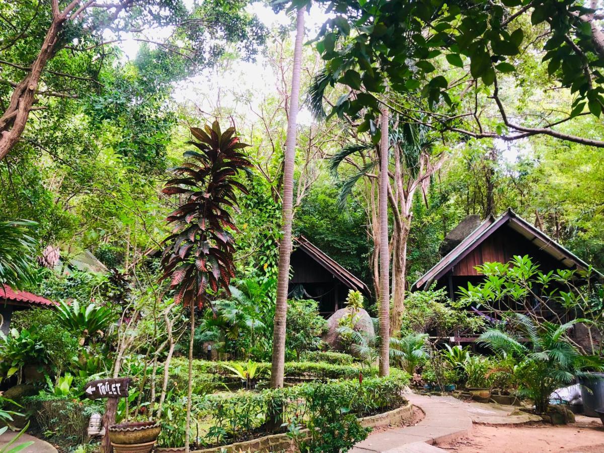 Отель Bambu Huts Баан Тай Экстерьер фото